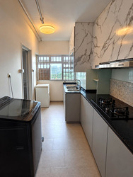 Blk 125 Tampines Street 11 (Tampines), HDB Executive #630907601